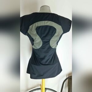 Lululemon Black and Olive Mesh Tee -10
